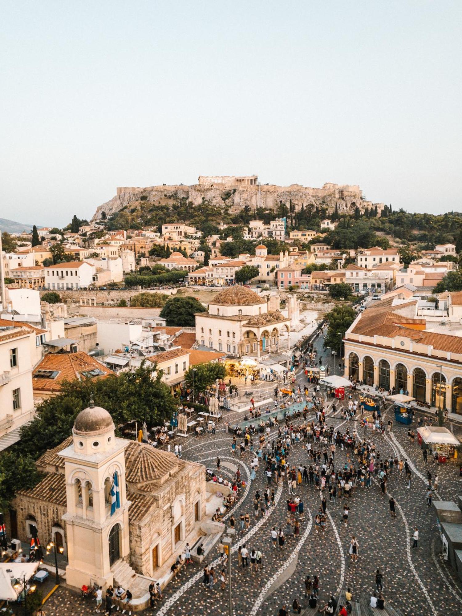 Dione Luxury Business Suite In The Heart Of Athens Exterior photo