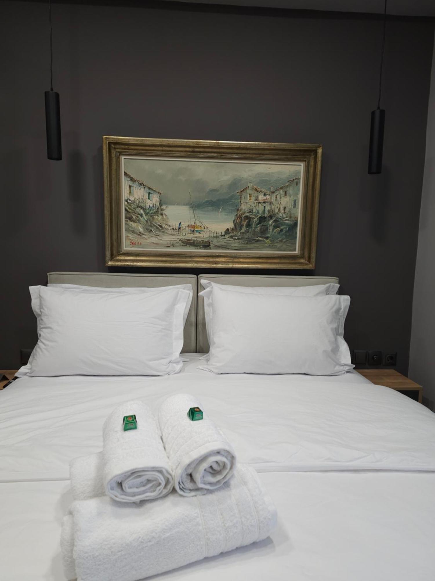 Dione Luxury Business Suite In The Heart Of Athens Exterior photo