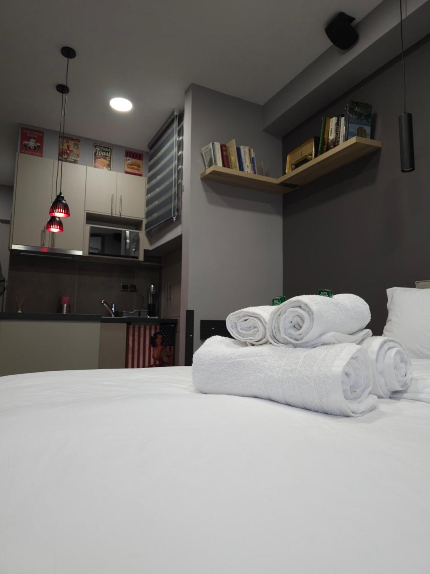 Dione Luxury Business Suite In The Heart Of Athens Exterior photo