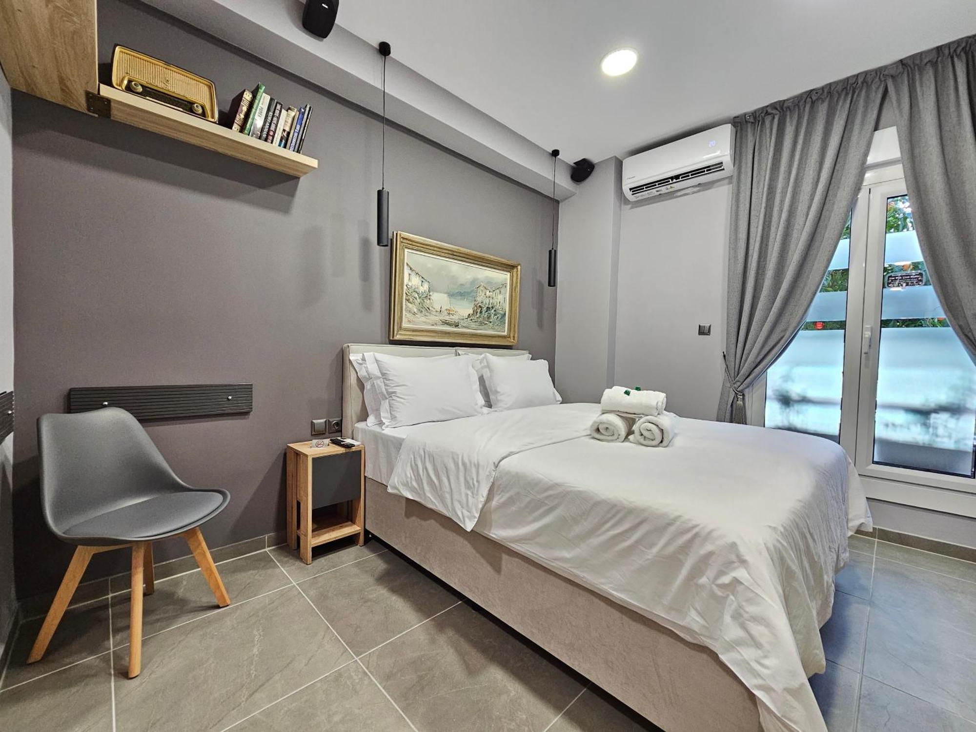 Dione Luxury Business Suite In The Heart Of Athens Exterior photo