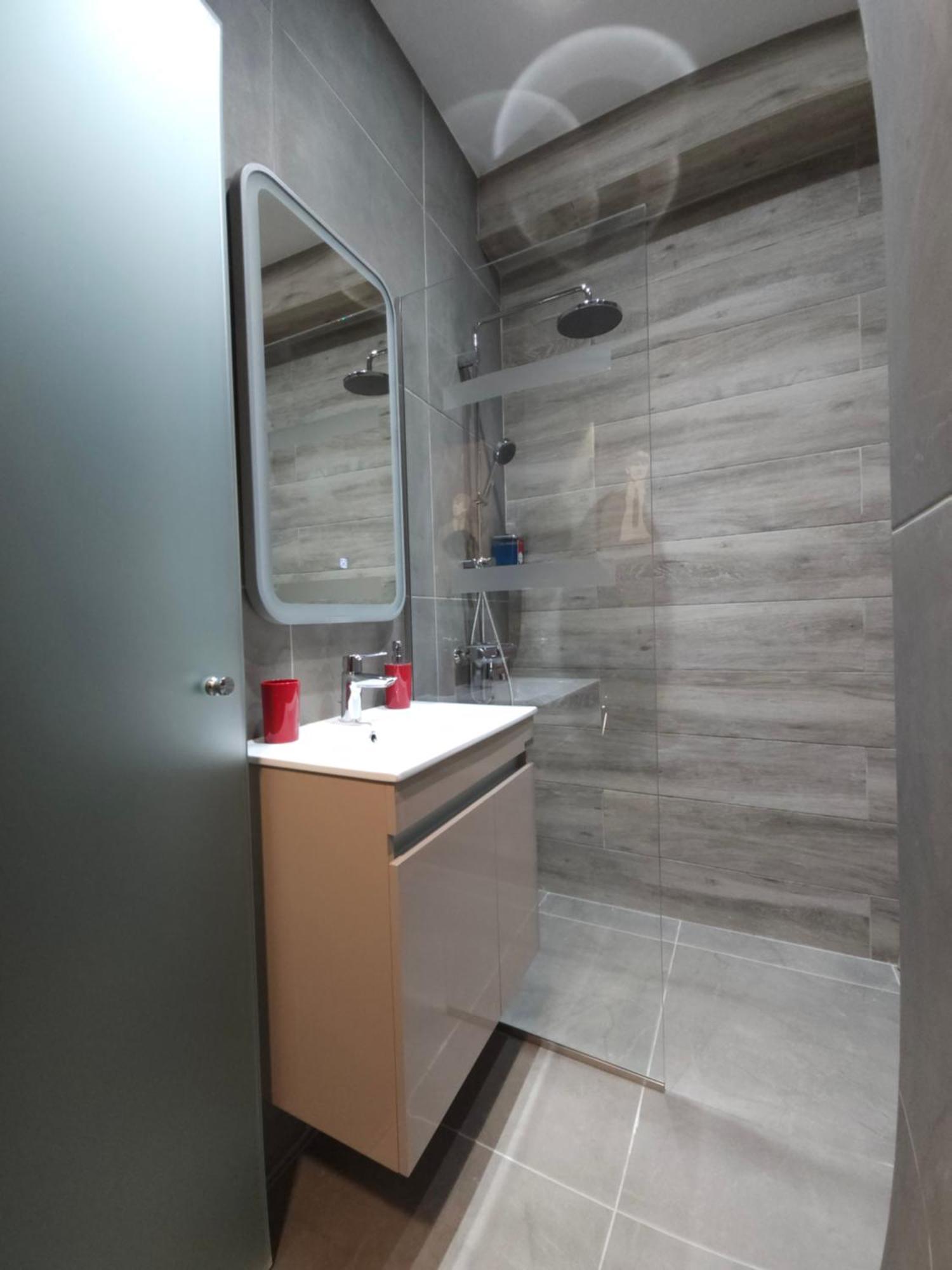 Dione Luxury Business Suite In The Heart Of Athens Exterior photo
